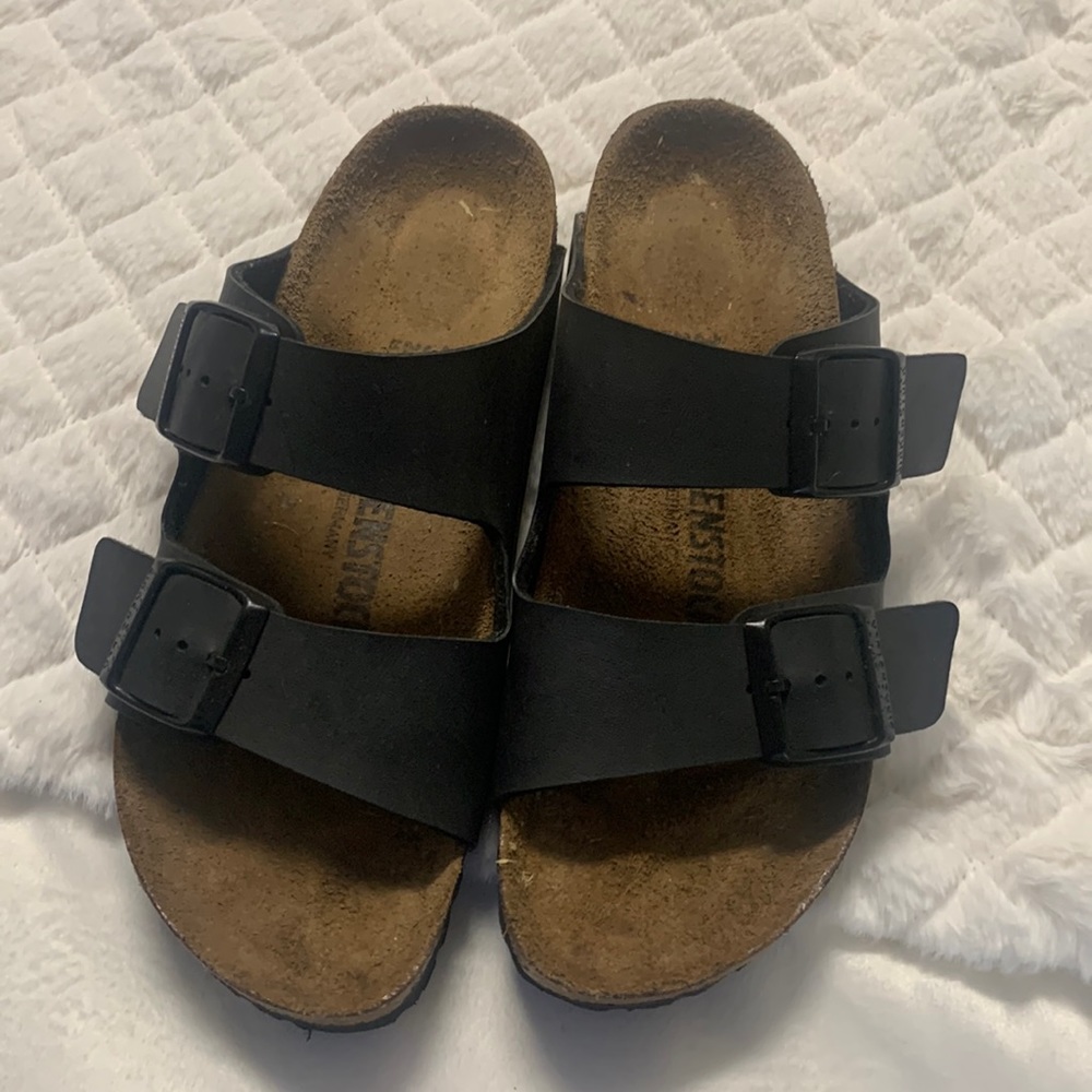 Birkenstock Arizona NWOT size 37 (6-6.5)